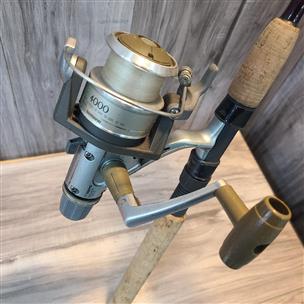 SHIMANO FISHING POLE/ REEL COMBO *IN-STORE PICK UP ONLY* Acceptable